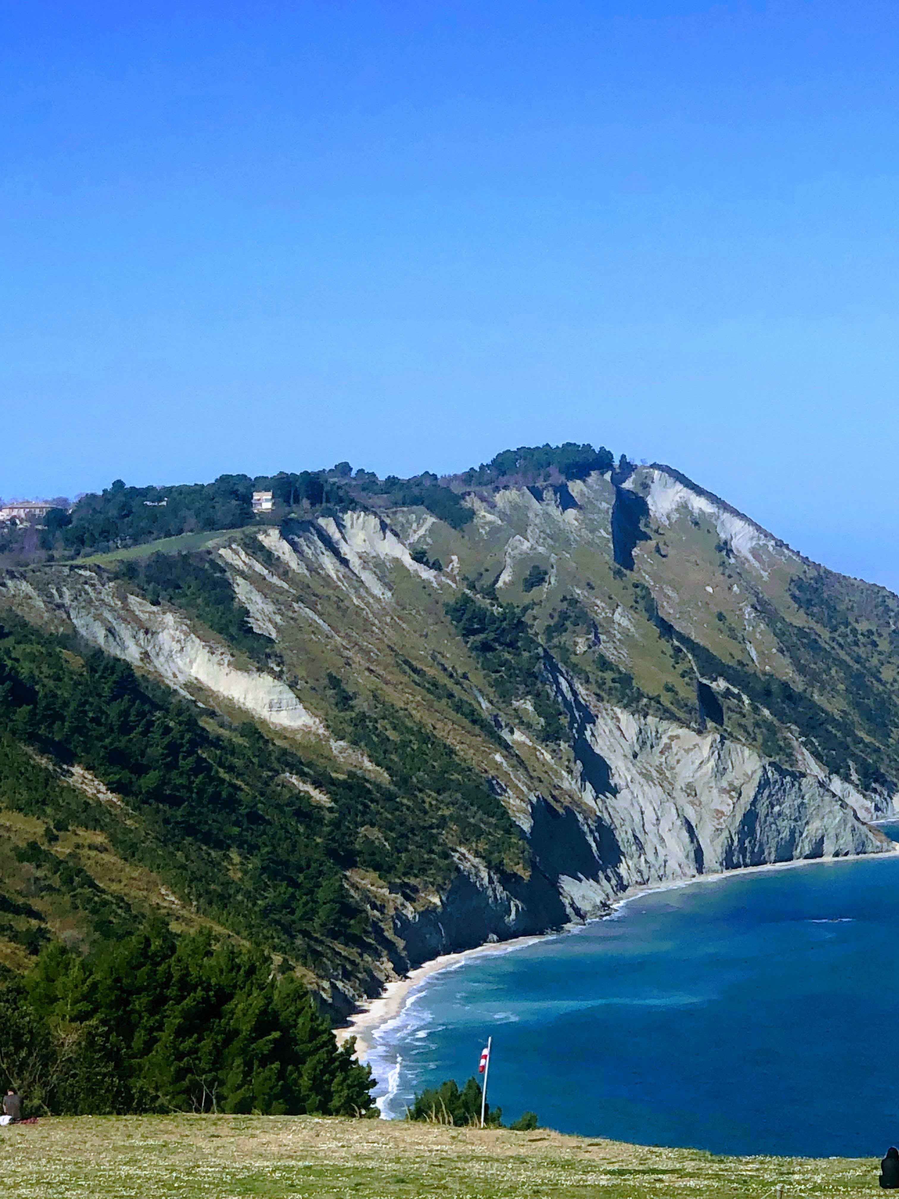 Immagine del monte conero